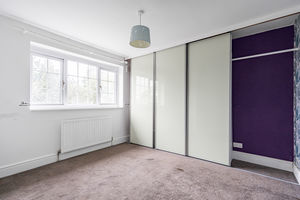 Bedroom- click for photo gallery